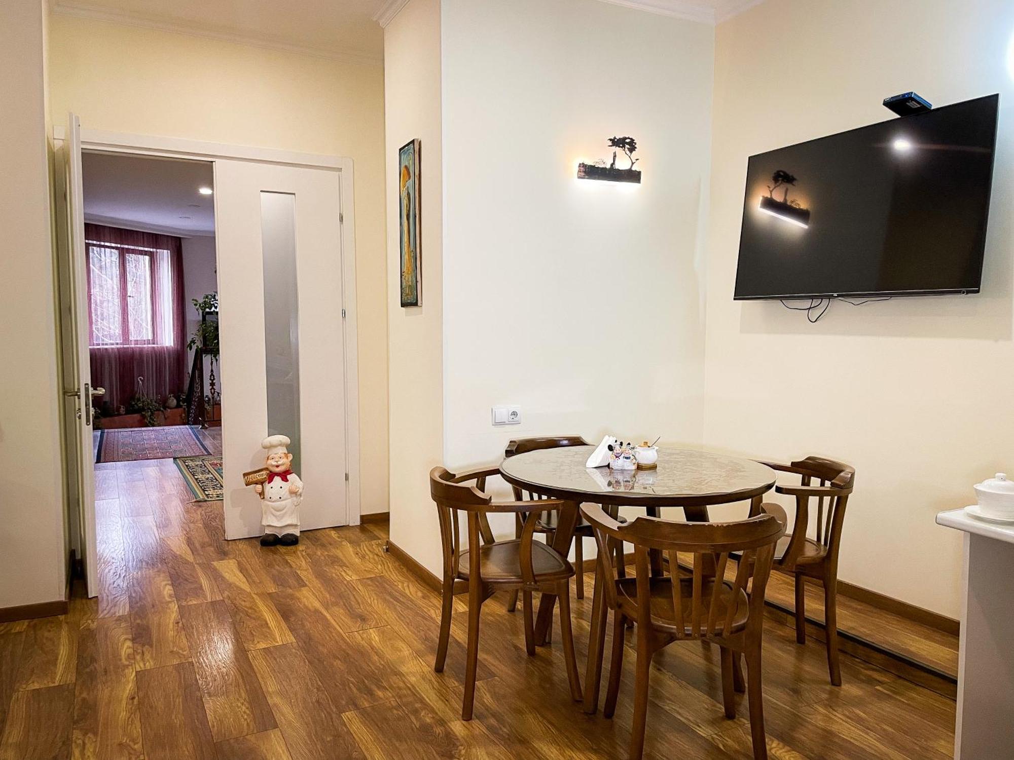 Irmisa Hotel 第比利斯 外观 照片